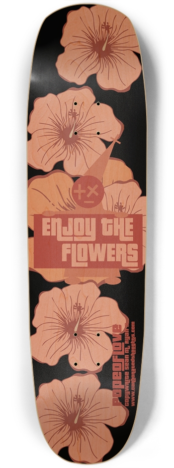 Enjoy The Flowers Square Nose in Black Grain