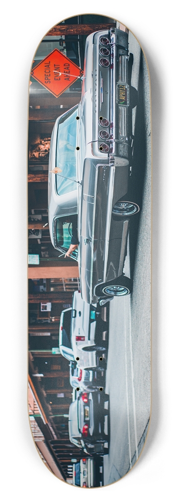 Dueces (✌🏽) 8-3/4 Inch Skateboard