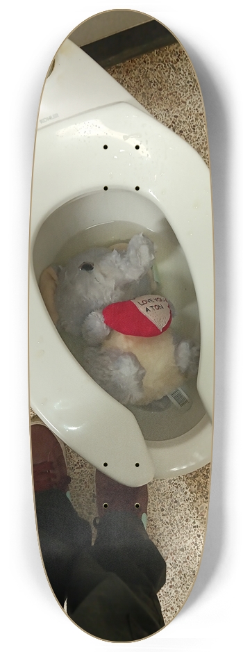 Love stinks Egg Shape