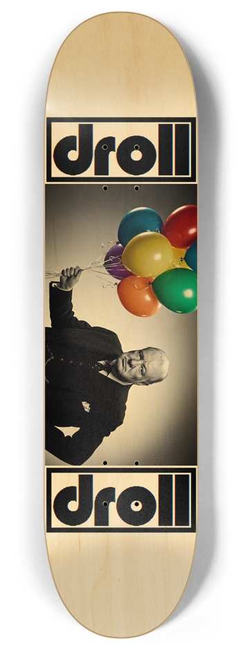 wc and balloons natural